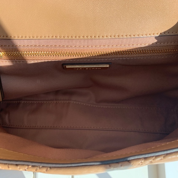 Tory Burch Fleming Soft Clutch - Picture 8 of 11